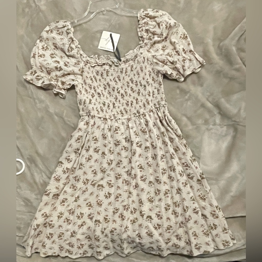 Dress Forum brand dress, smocked top, short sleeve, size small, NWT